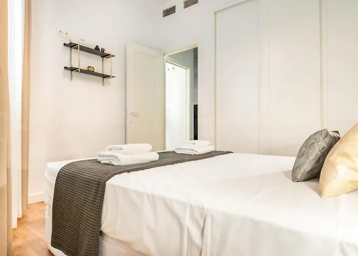 Quiet Apartment In The Heart Of Malaga By Rems